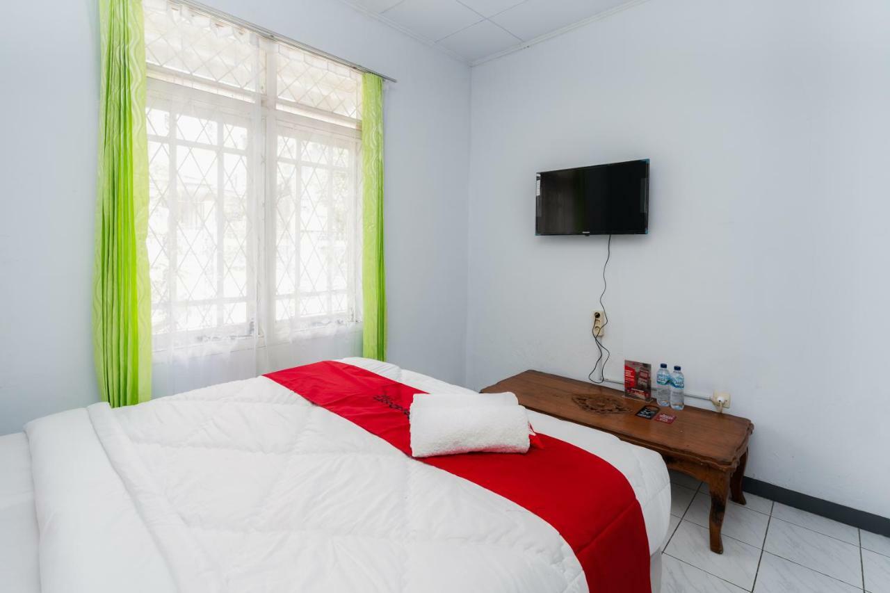 Reddoorz Syariah Near Rsud Cimacan Bogor Exteriör bild