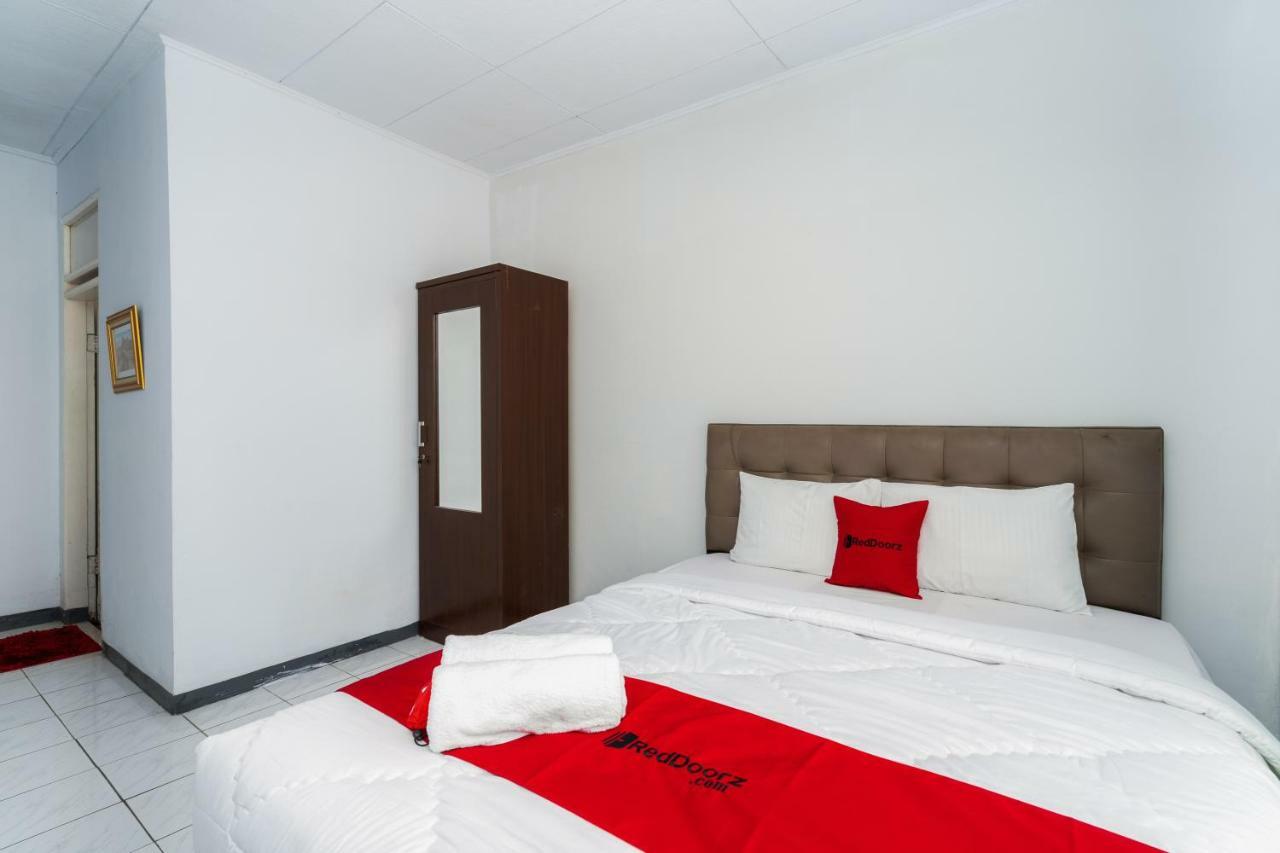 Reddoorz Syariah Near Rsud Cimacan Bogor Exteriör bild